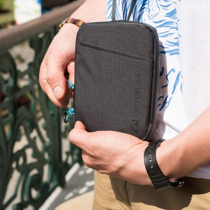 英國防盜錢包 RFID Protected Document Neck Pouch