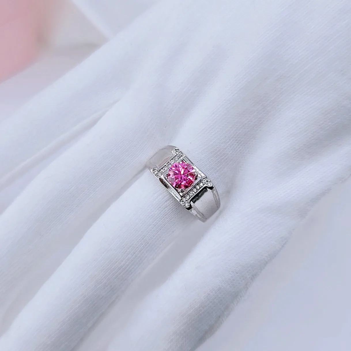 1.0 Ct Pink Diamond Men's Ring
