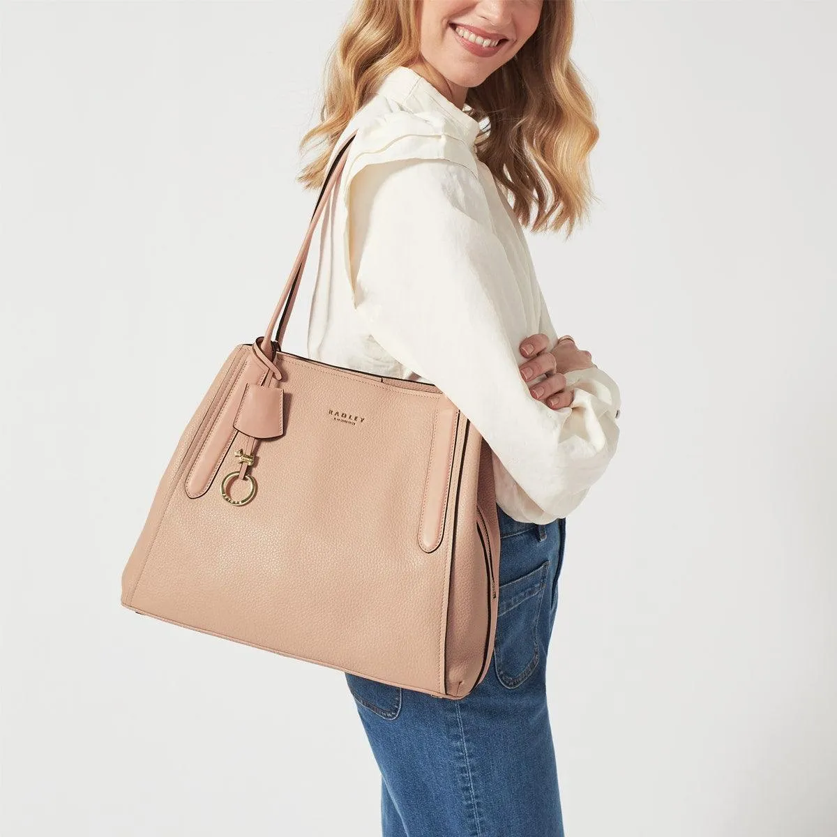 BAYLIS ROAD 2.0 Medium Ziptop Shoulder