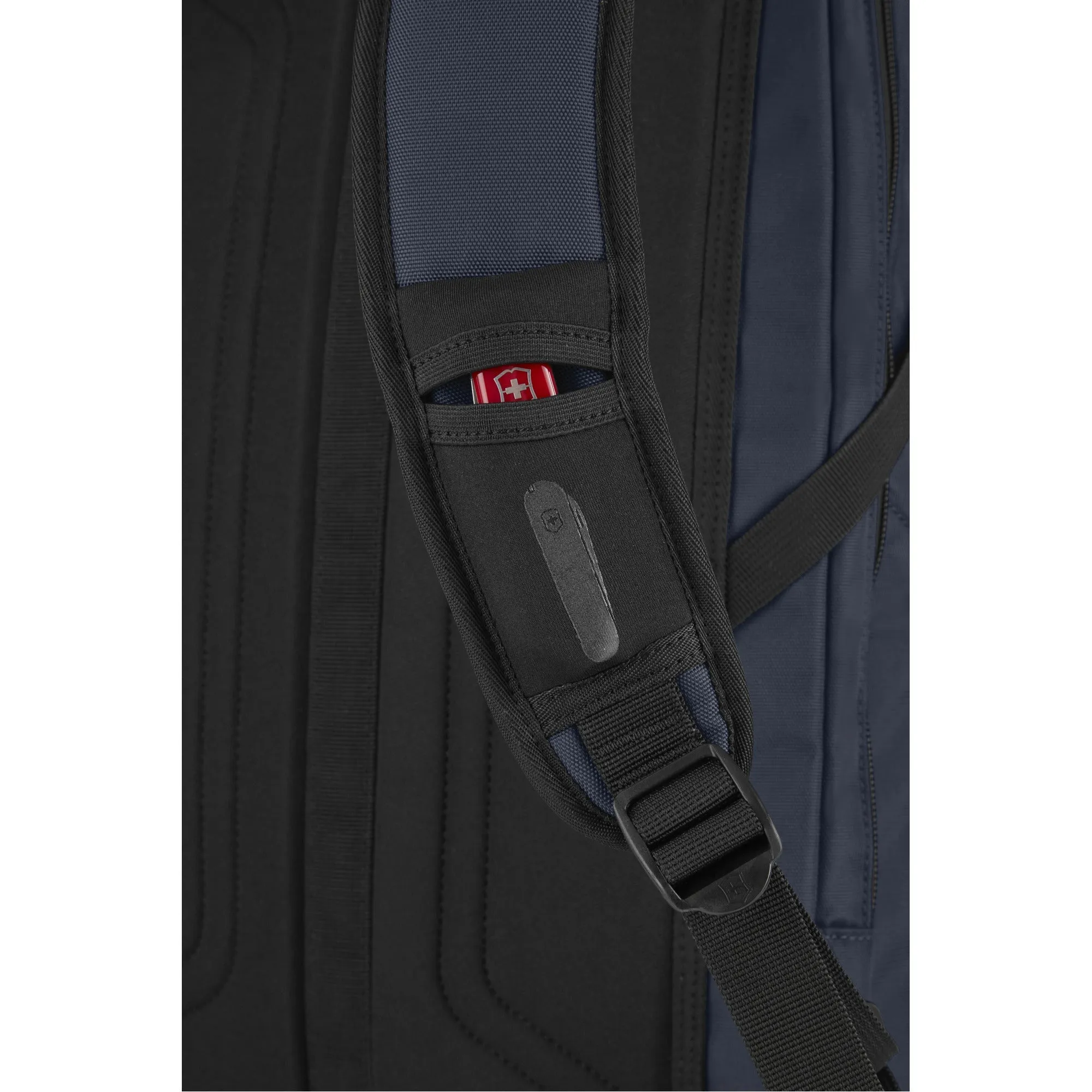 buy-altmont-original-slimline-laptop-backpack-606740-lebanon