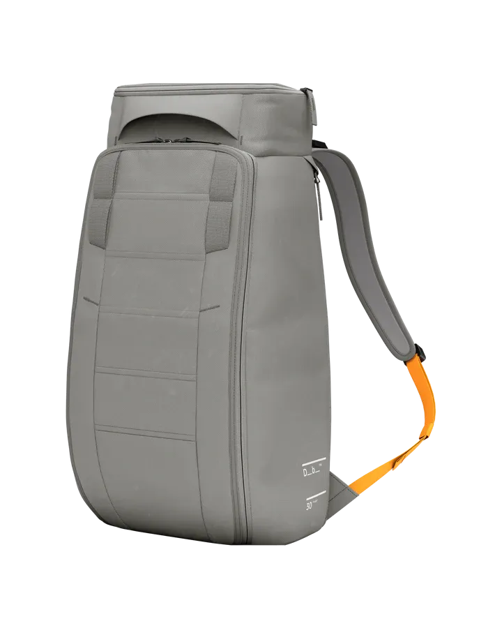 DB Hugger 30L