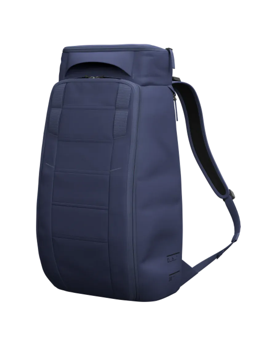 DB Hugger 30L