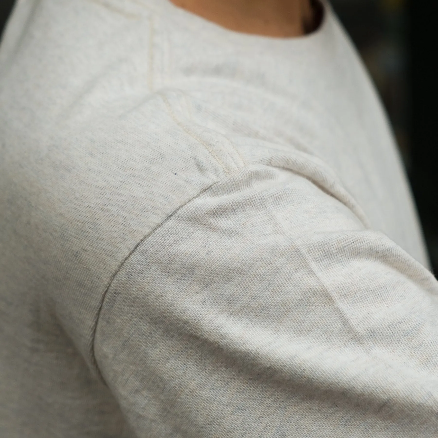 Dos Loopwheel Raffy Tenjiku Tee in Snow Melange