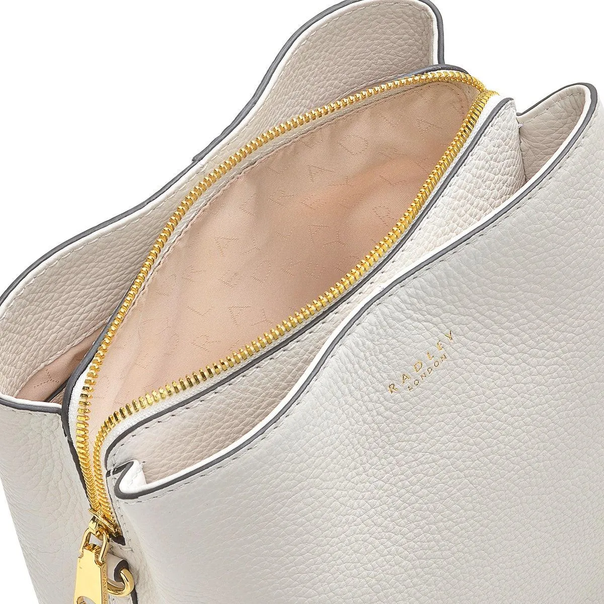 DUKES PLACE Medium Compartment Cross Body