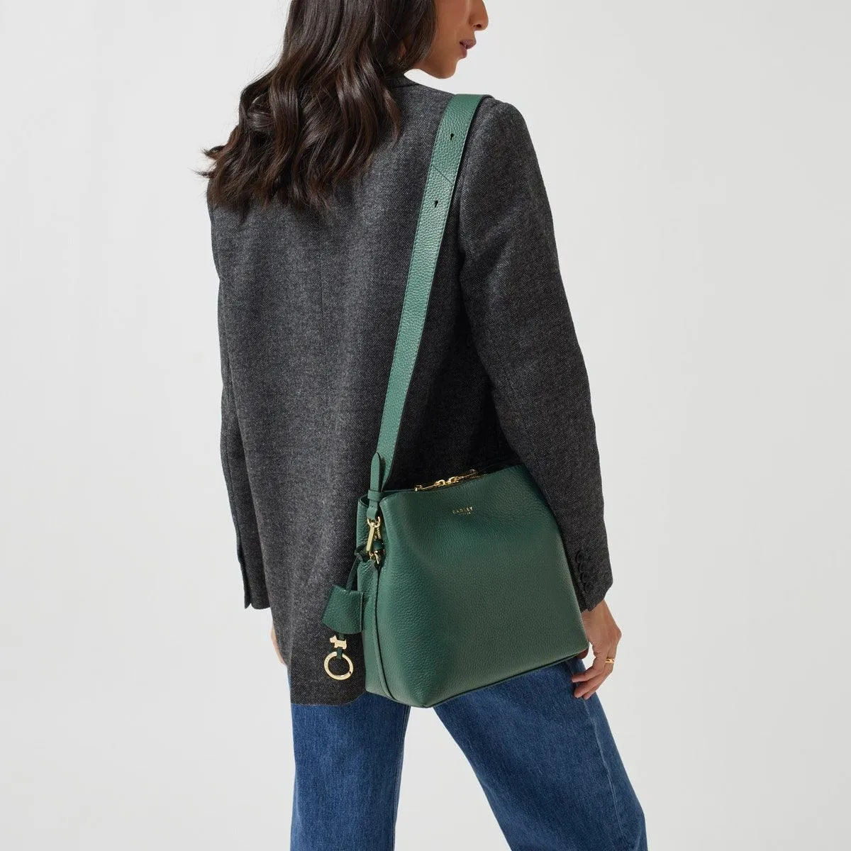 DUKES PLACE Medium Compartment Cross Body