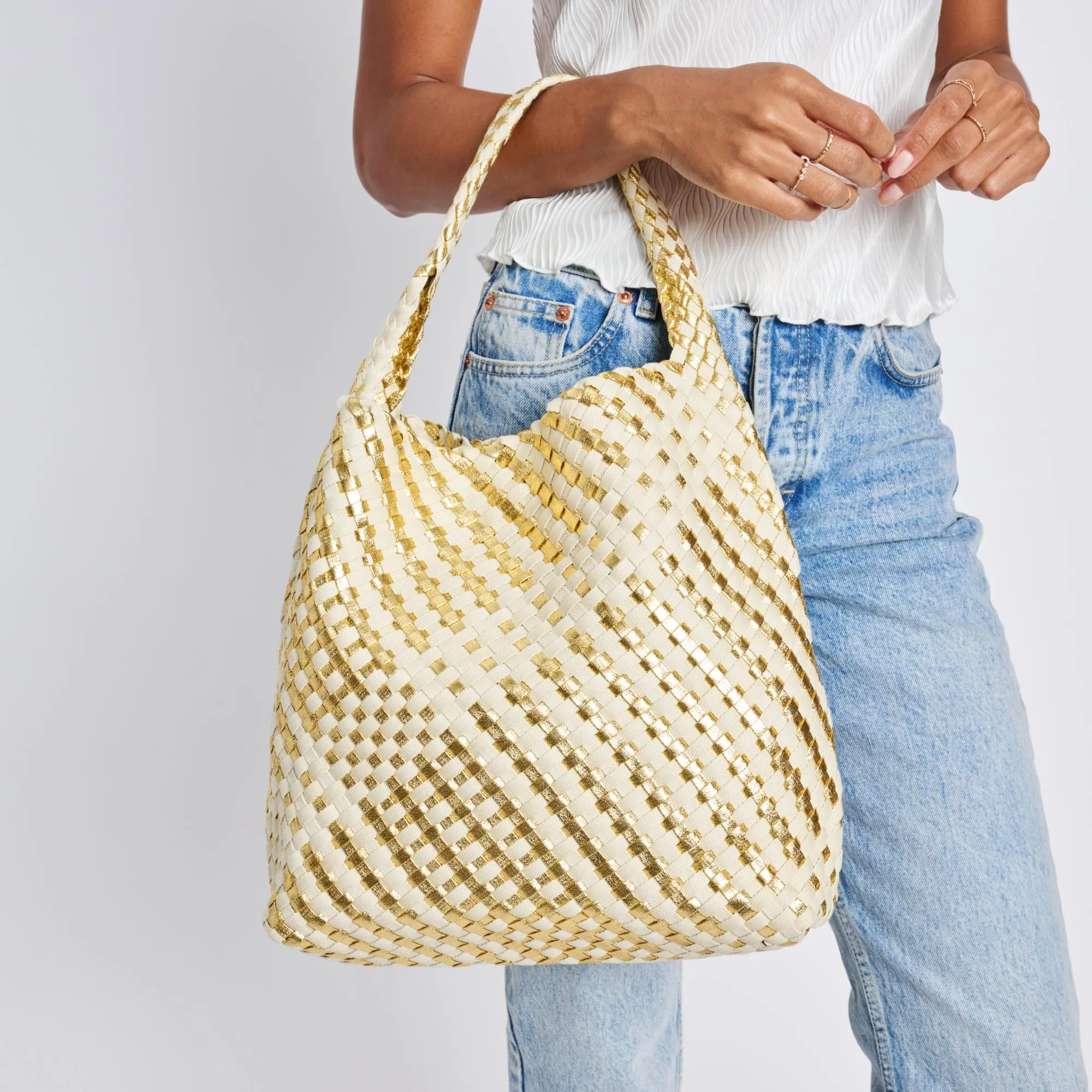 Ellery Hobo