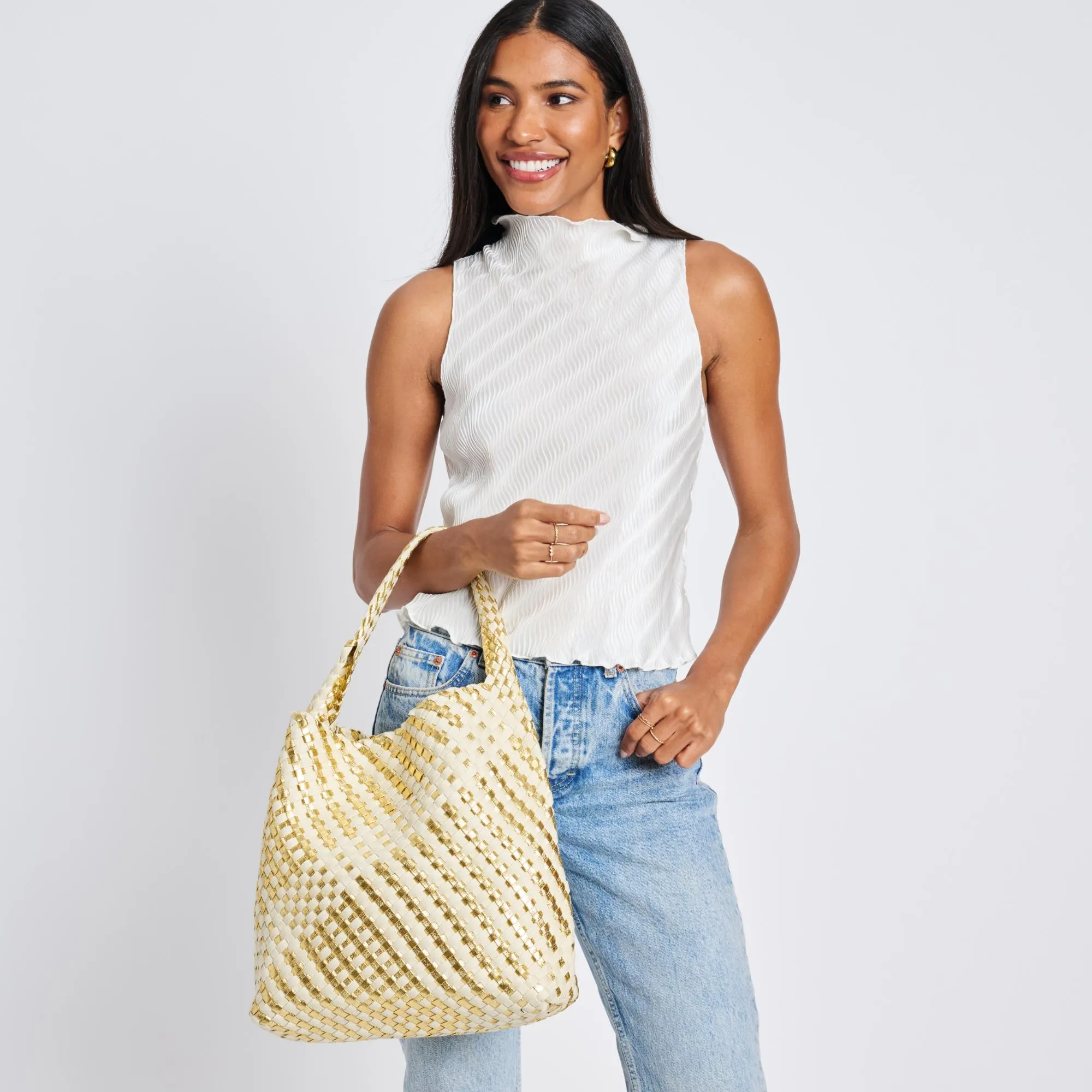 Ellery Hobo