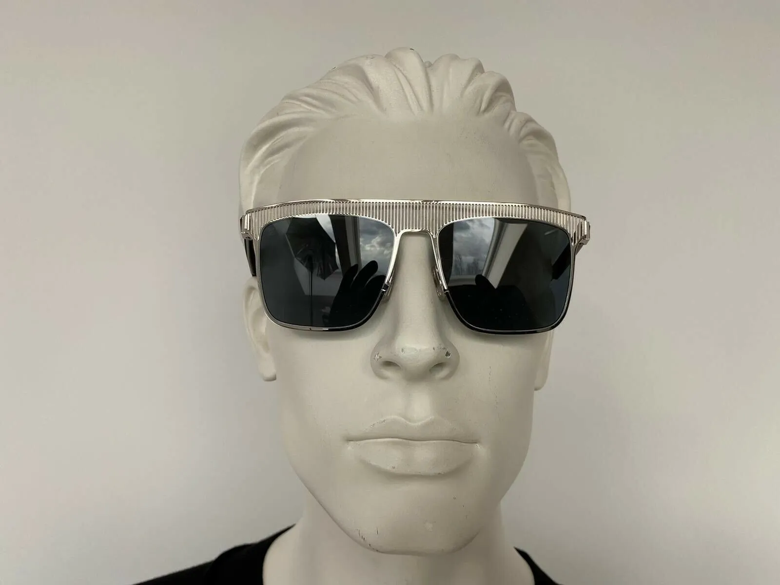 Explorer Silver Black U Sunglasses