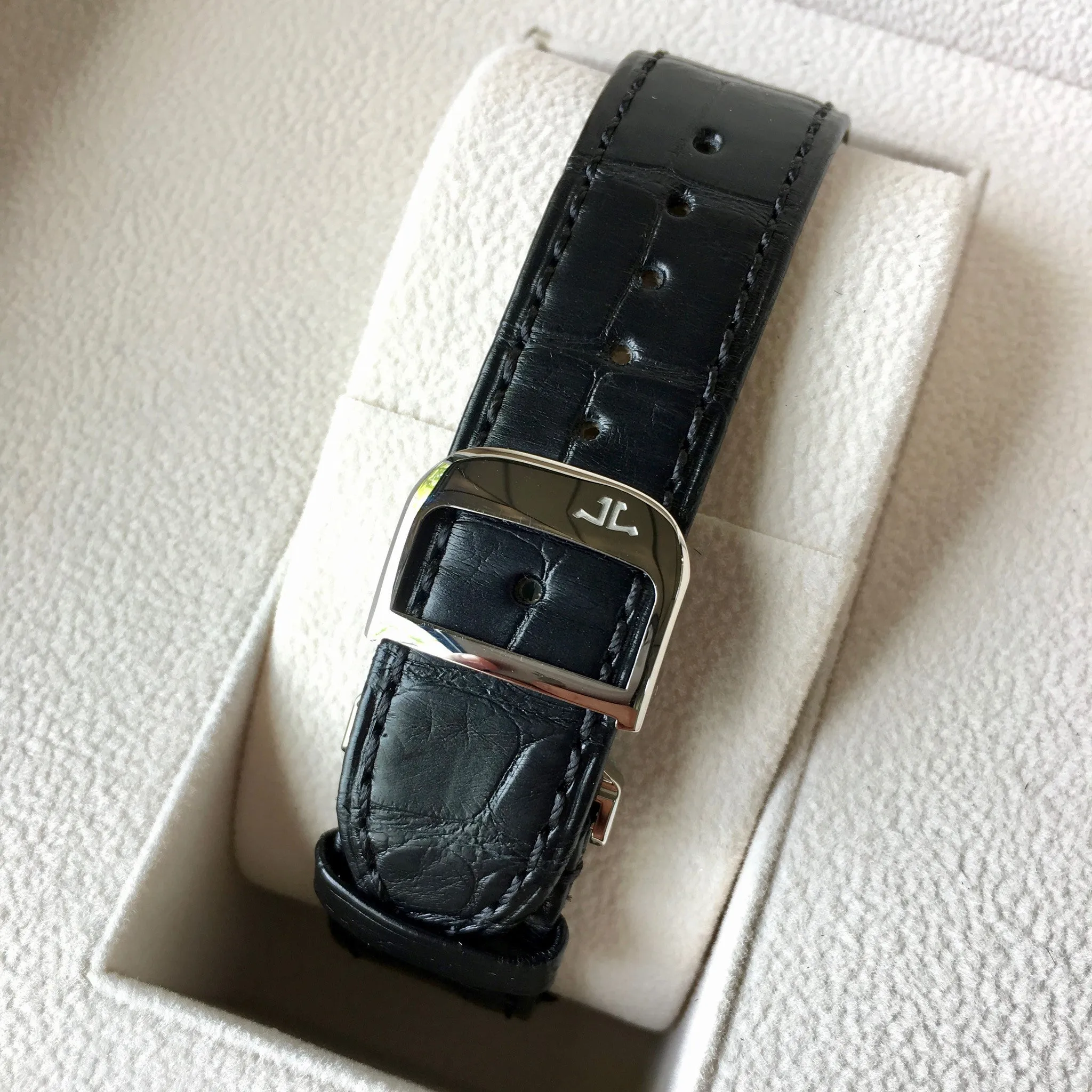 Jaeger LeCoultre Grande Reverso Day & Night Automatique Q3808420 278.8.56 Watch
