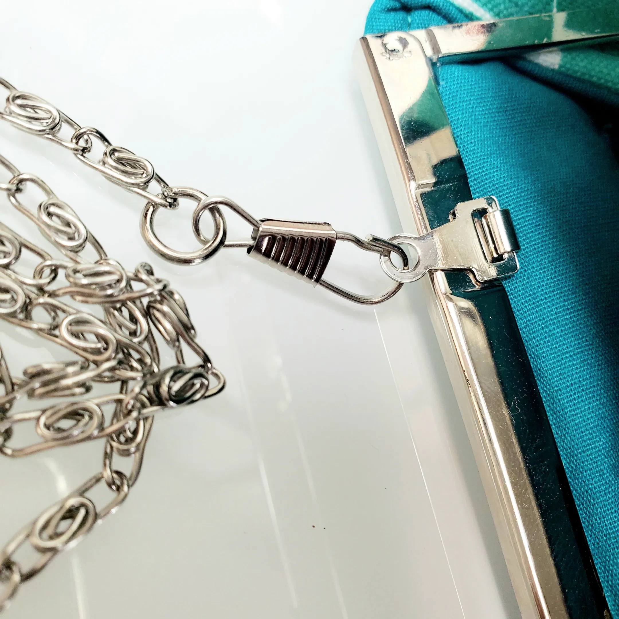 Jazz Clasp- Multibox Clutch