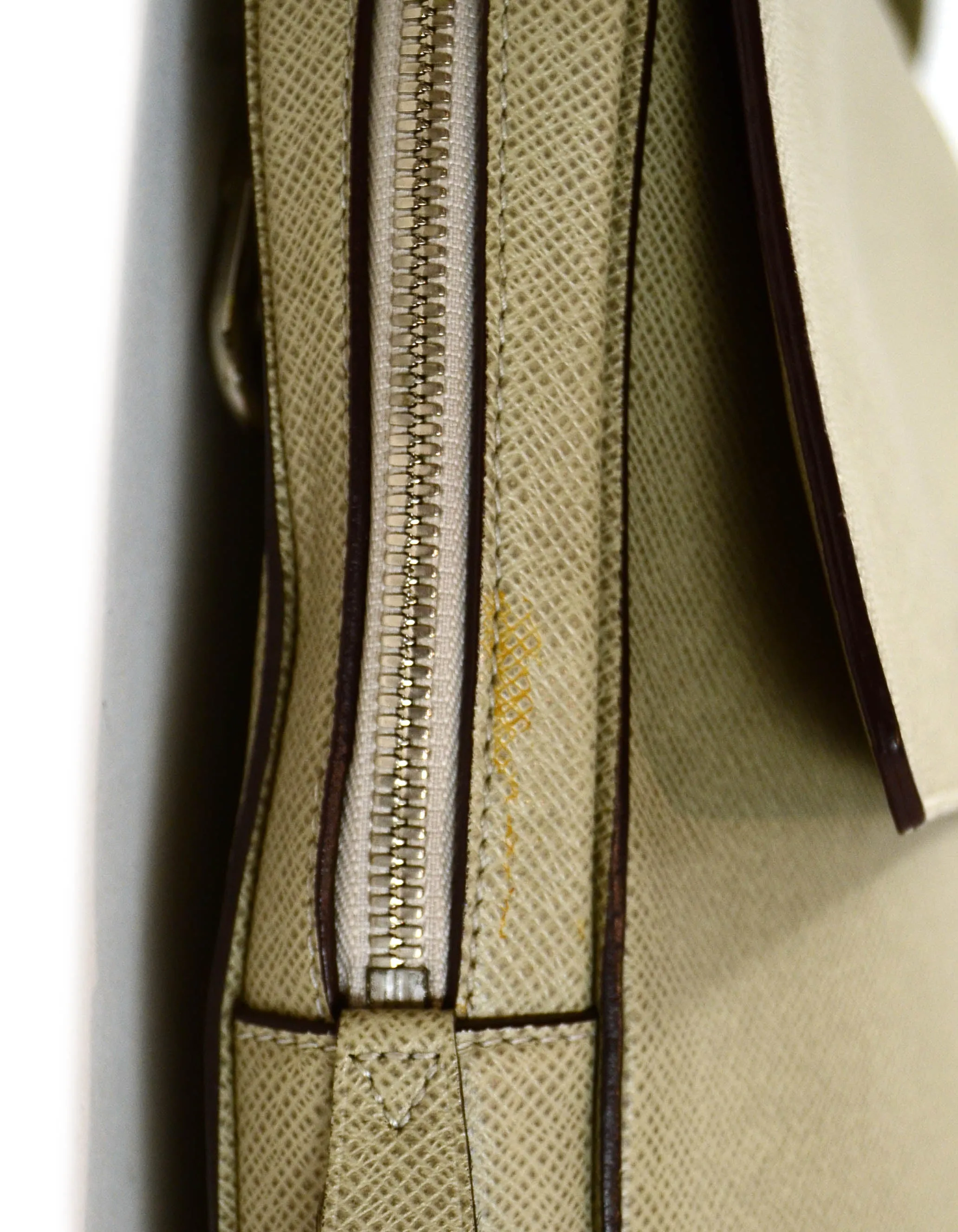 Louis Vuitton Glacier Grey Taiga Leather Vassili PM Messenger Bag