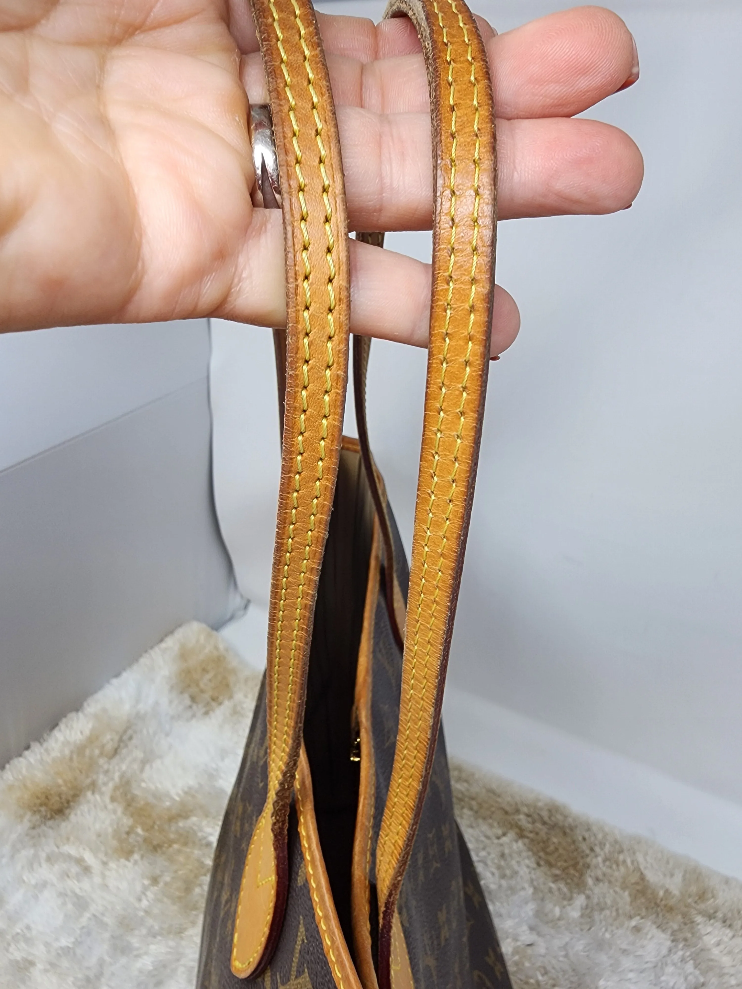 LOUIS VUITTON MONOGRAM NEVERFULL MM, BEIGE INTERIOR