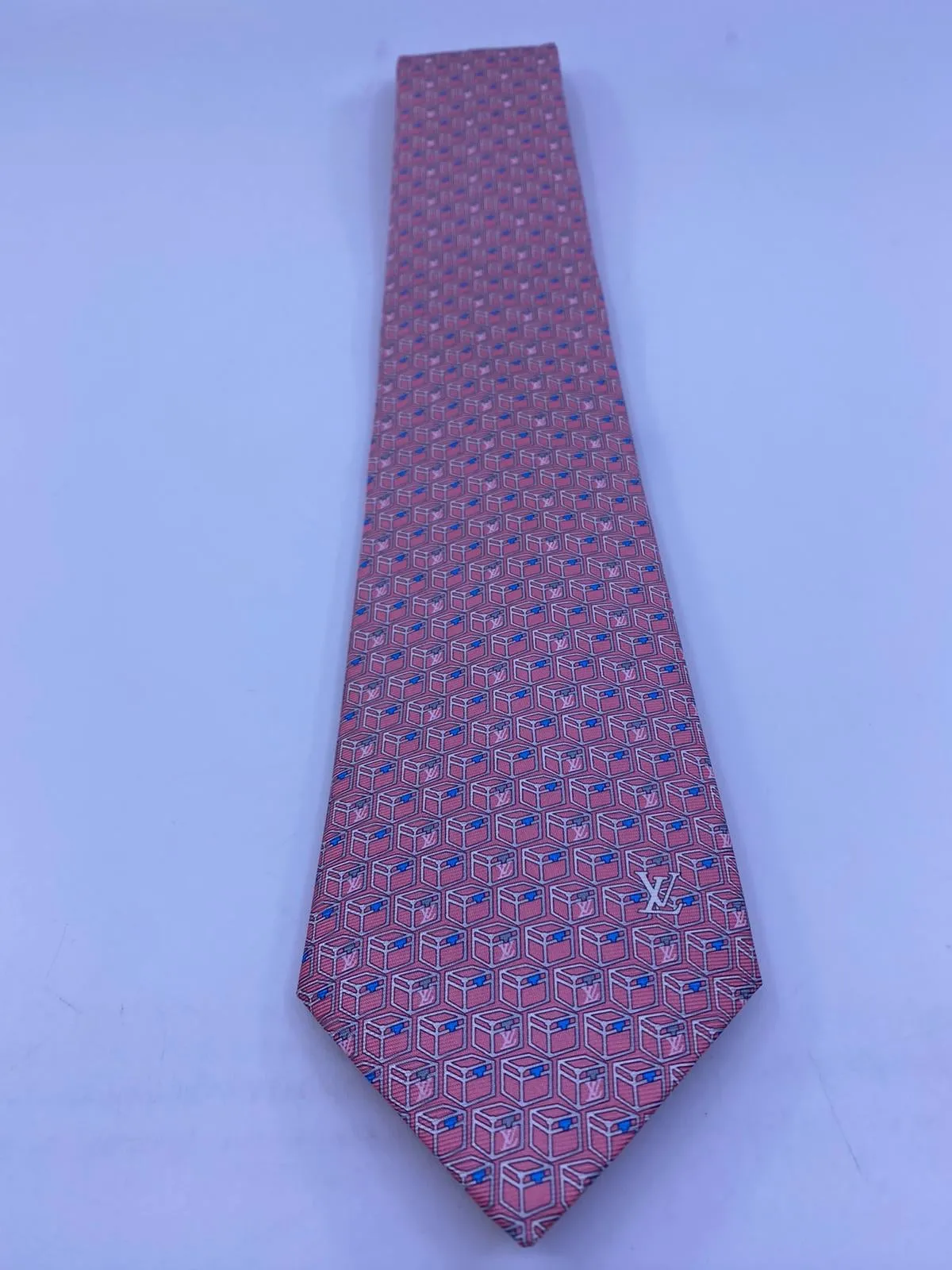 LV Trunk Tie