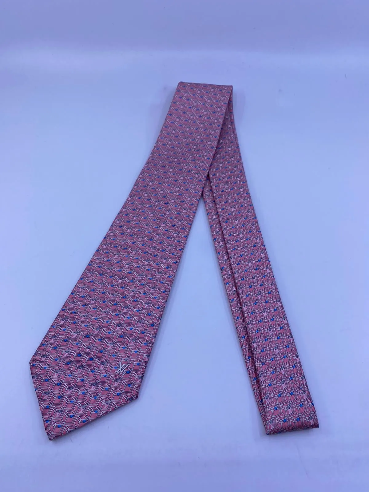 LV Trunk Tie