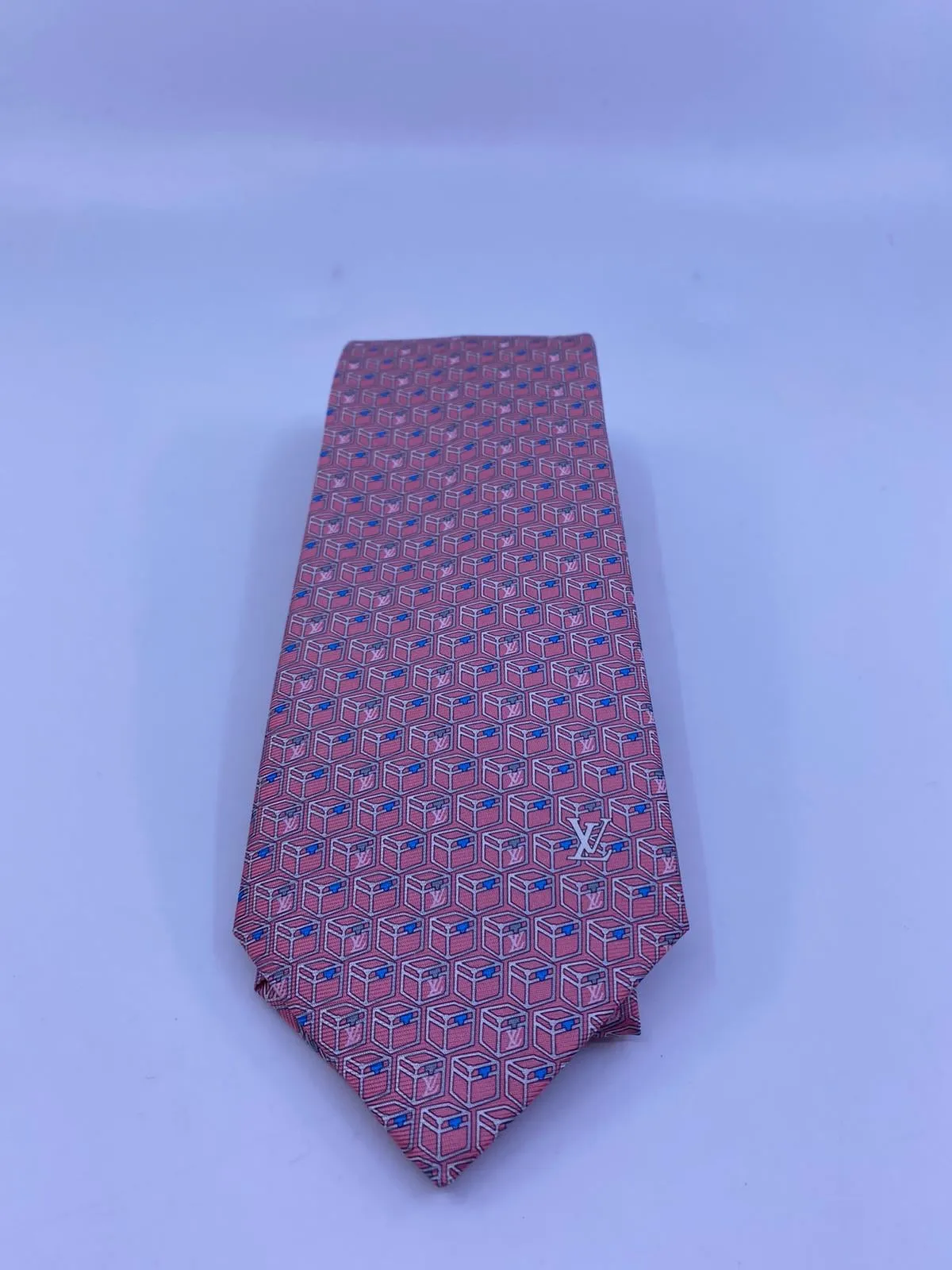LV Trunk Tie