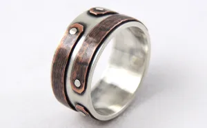 Men's rustic band