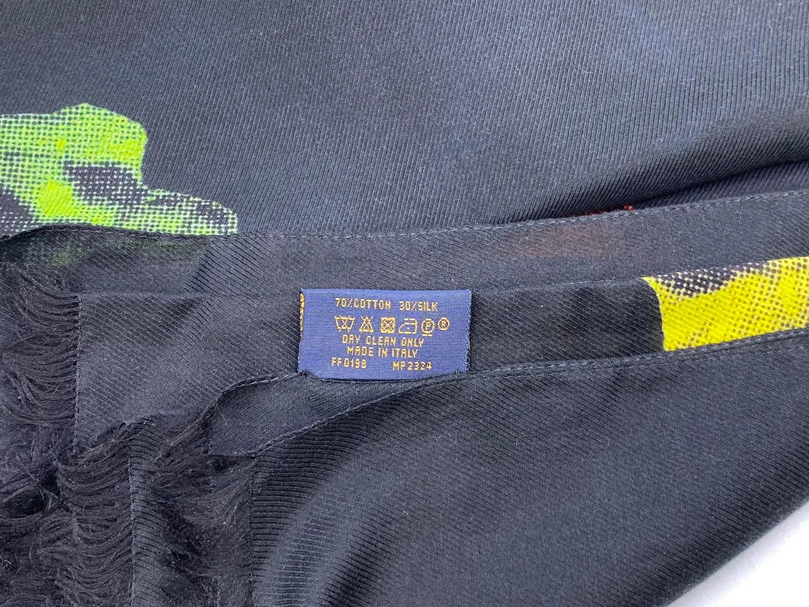 Oz Figures Scarf Virgil Abloh Limited Edition