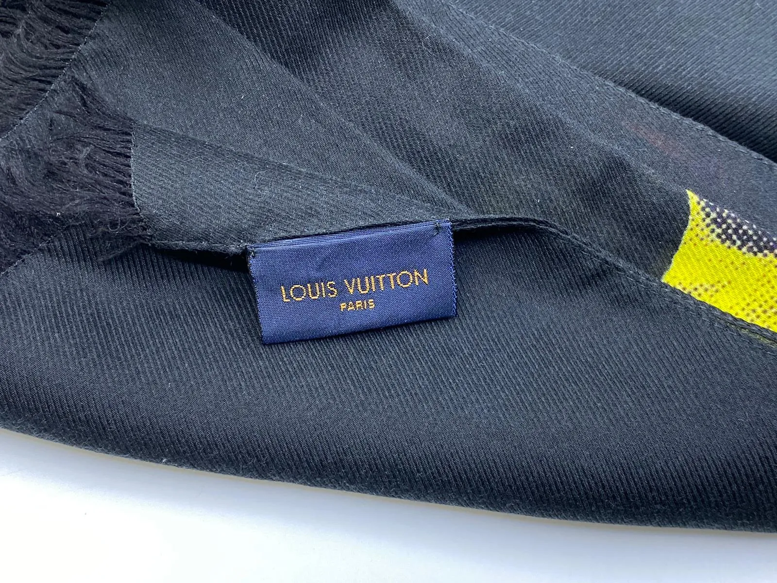 Oz Figures Scarf Virgil Abloh Limited Edition