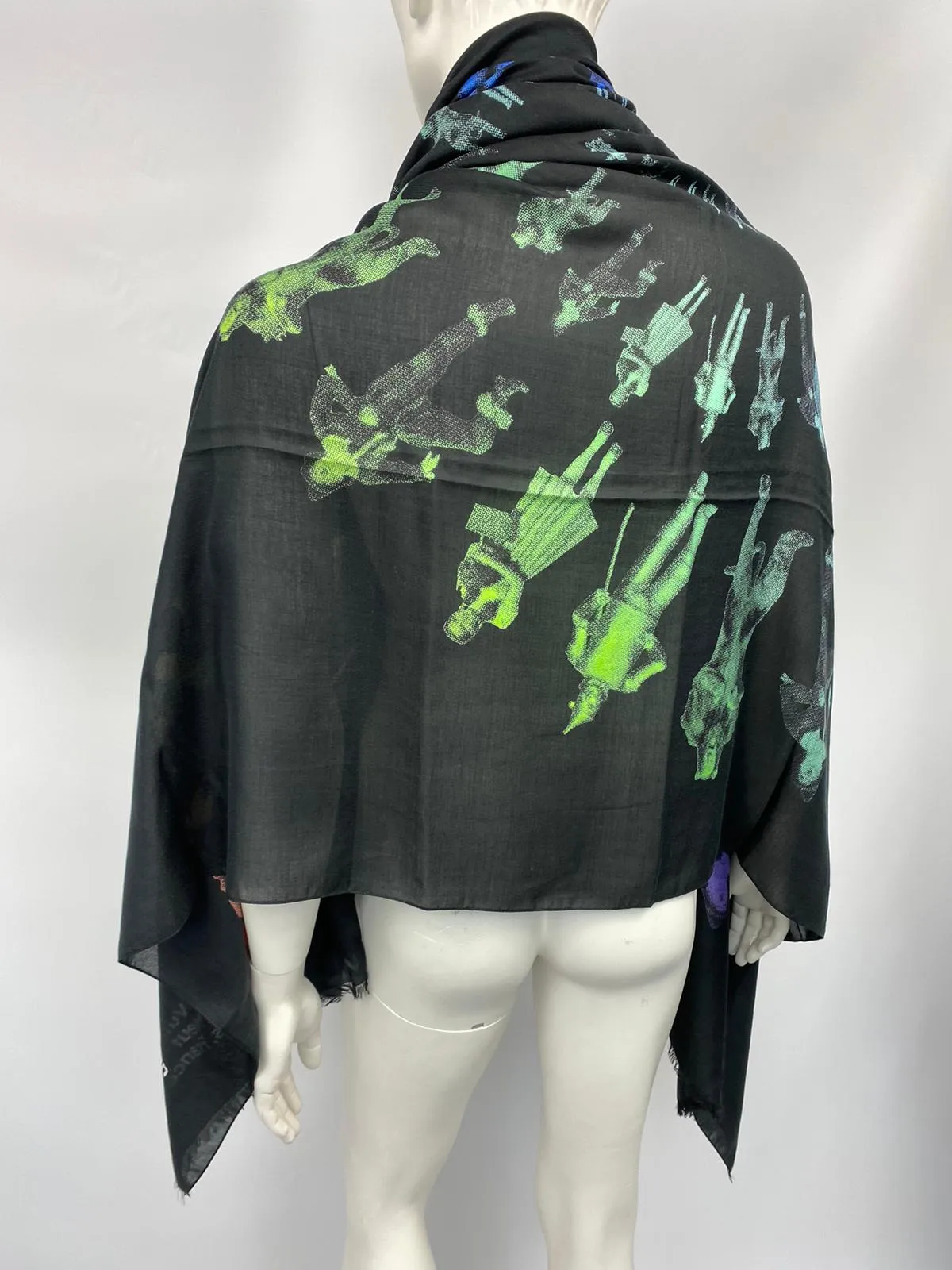 Oz Figures Scarf Virgil Abloh Limited Edition