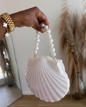 Seashell Treasures : Purse