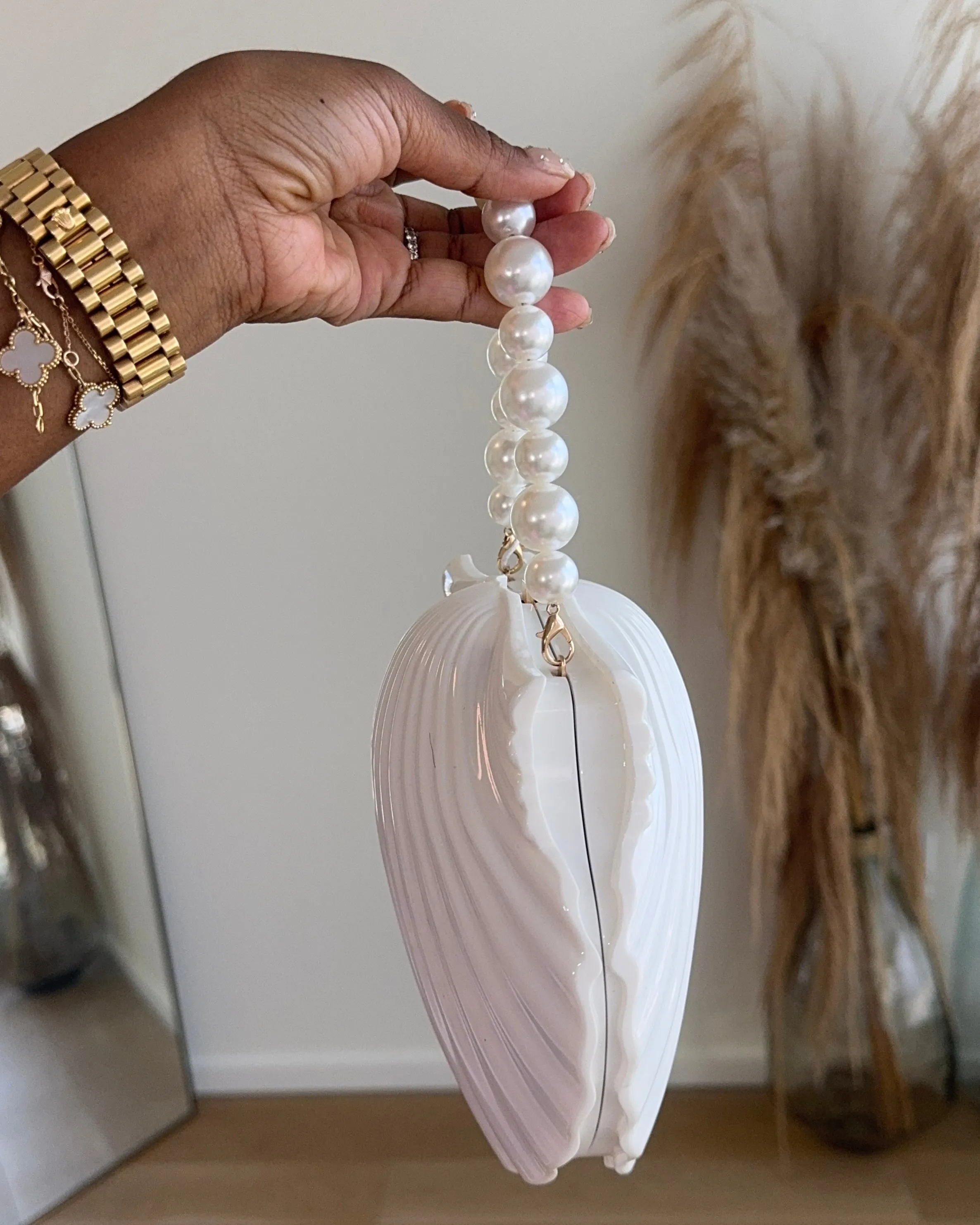 Seashell Treasures : Purse
