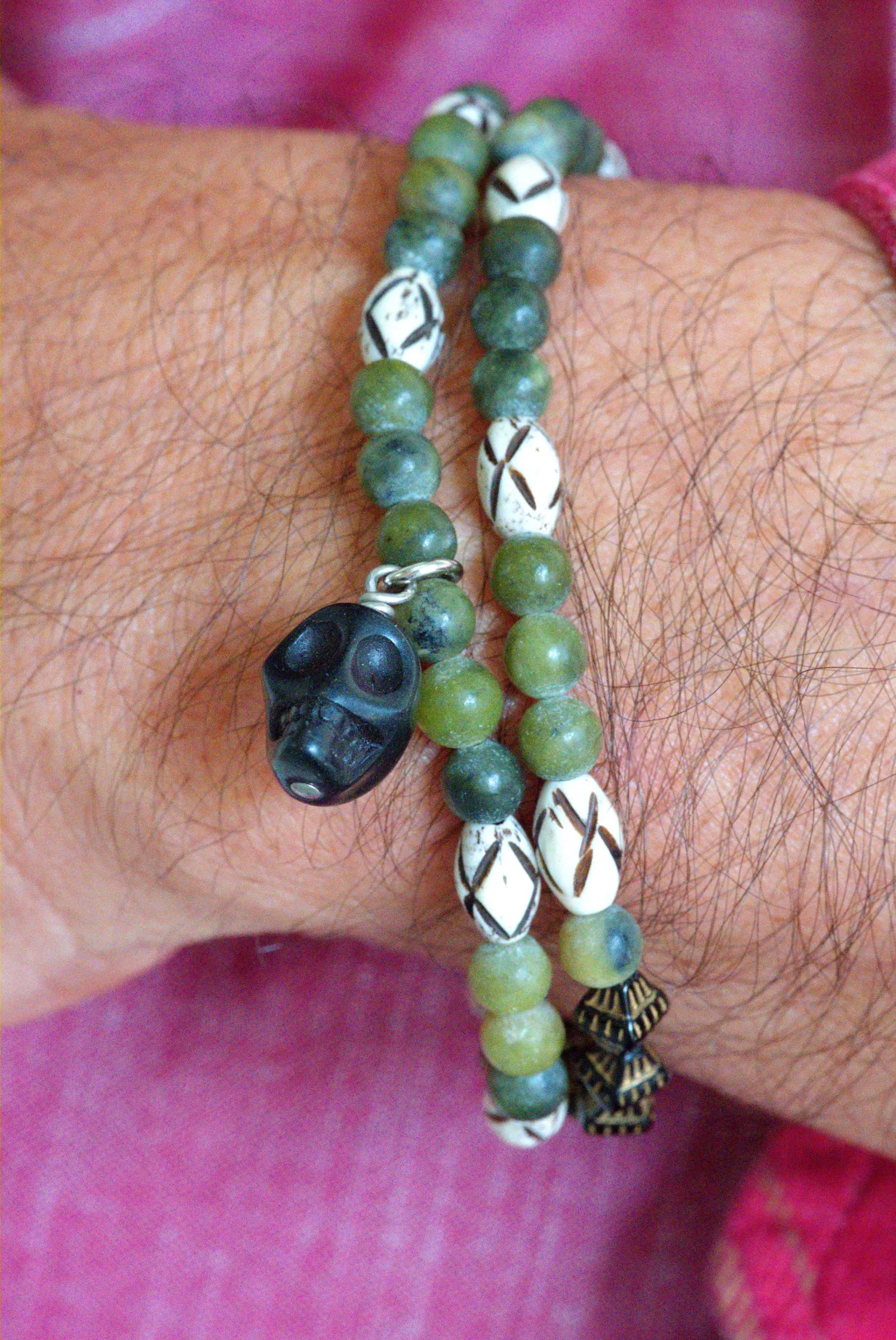 Serpentine and black skull bracelet set