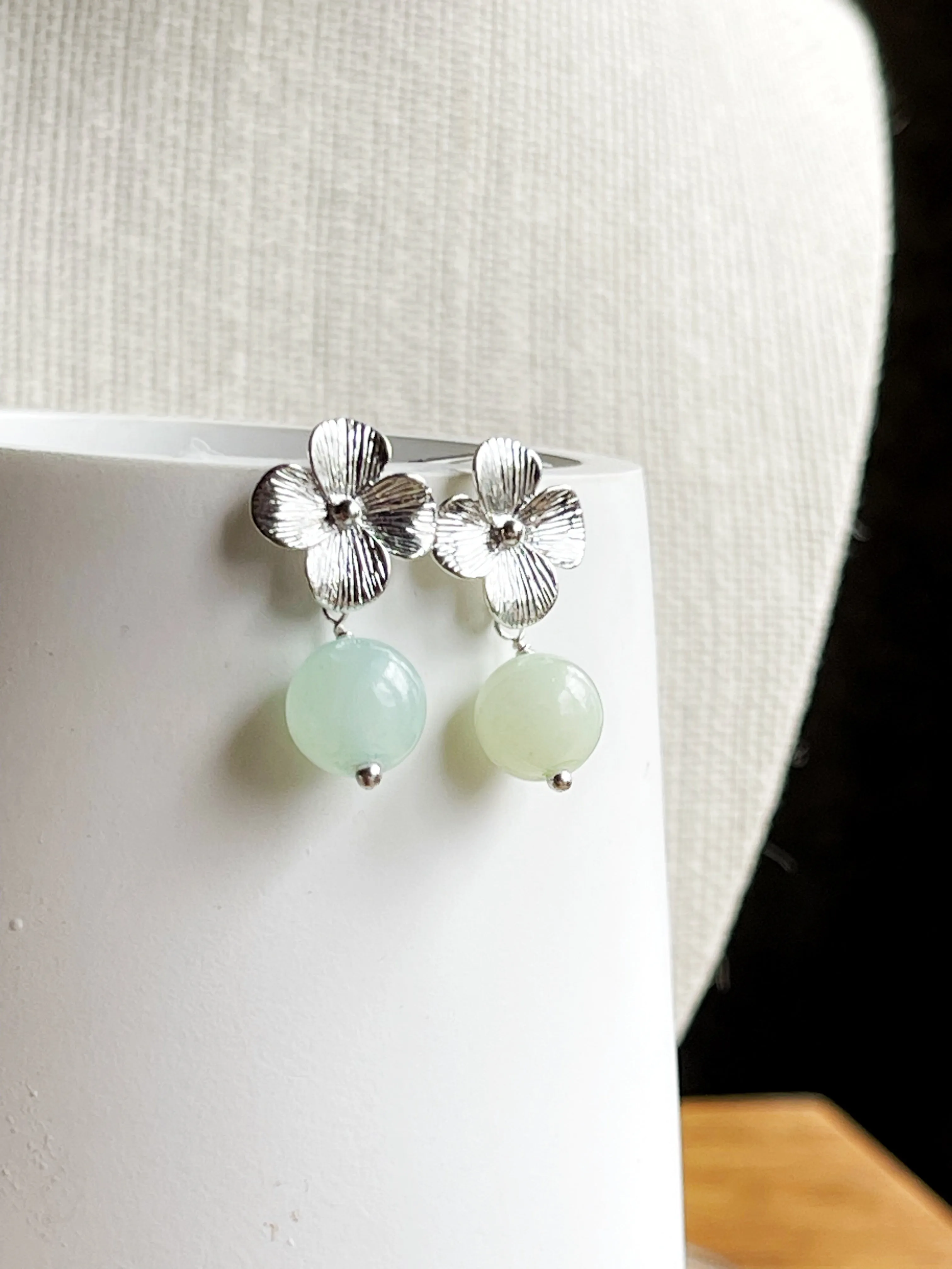 Silver Flower Spring Flower Earrings
