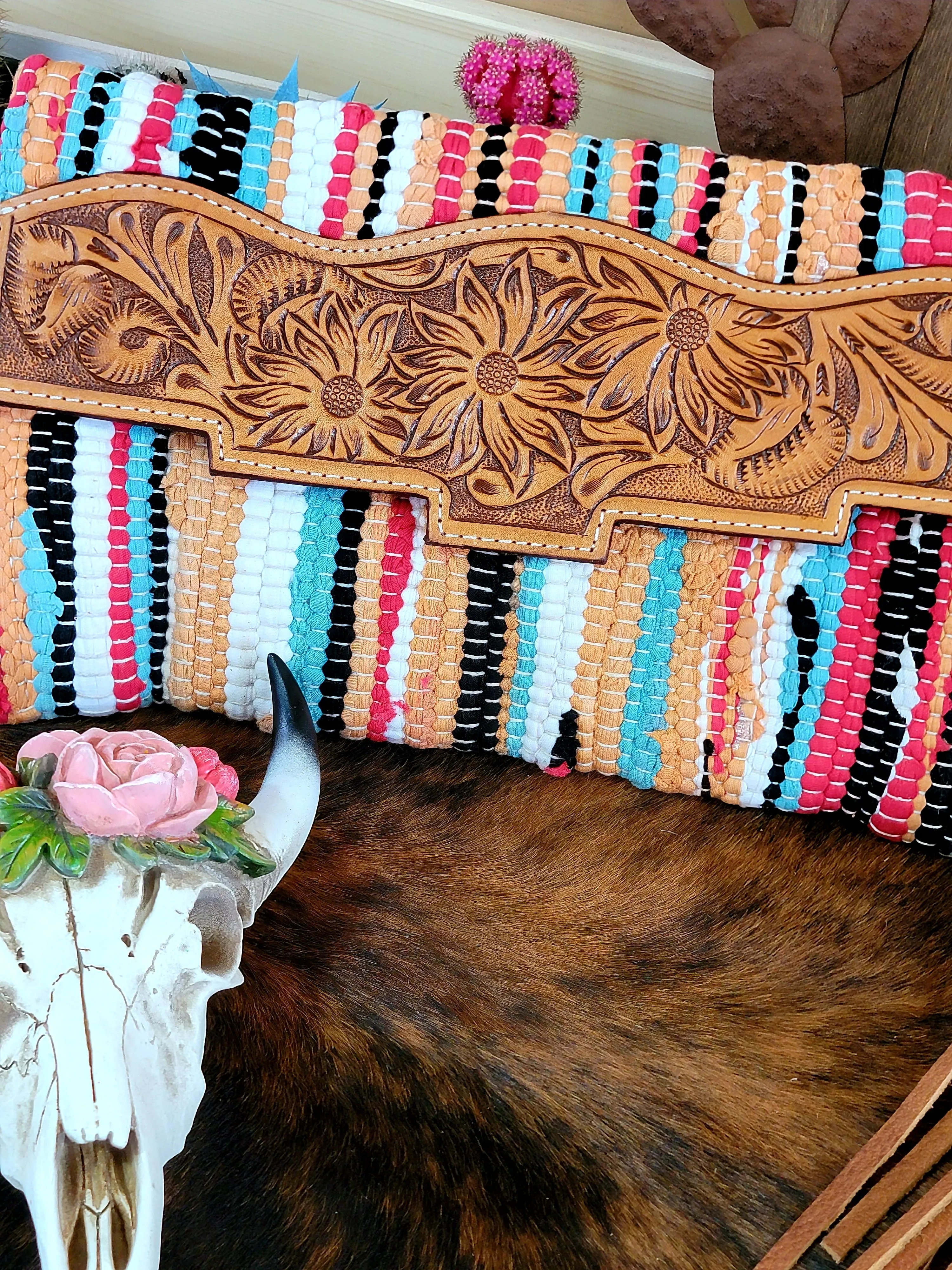 Spring Rug Clutch
