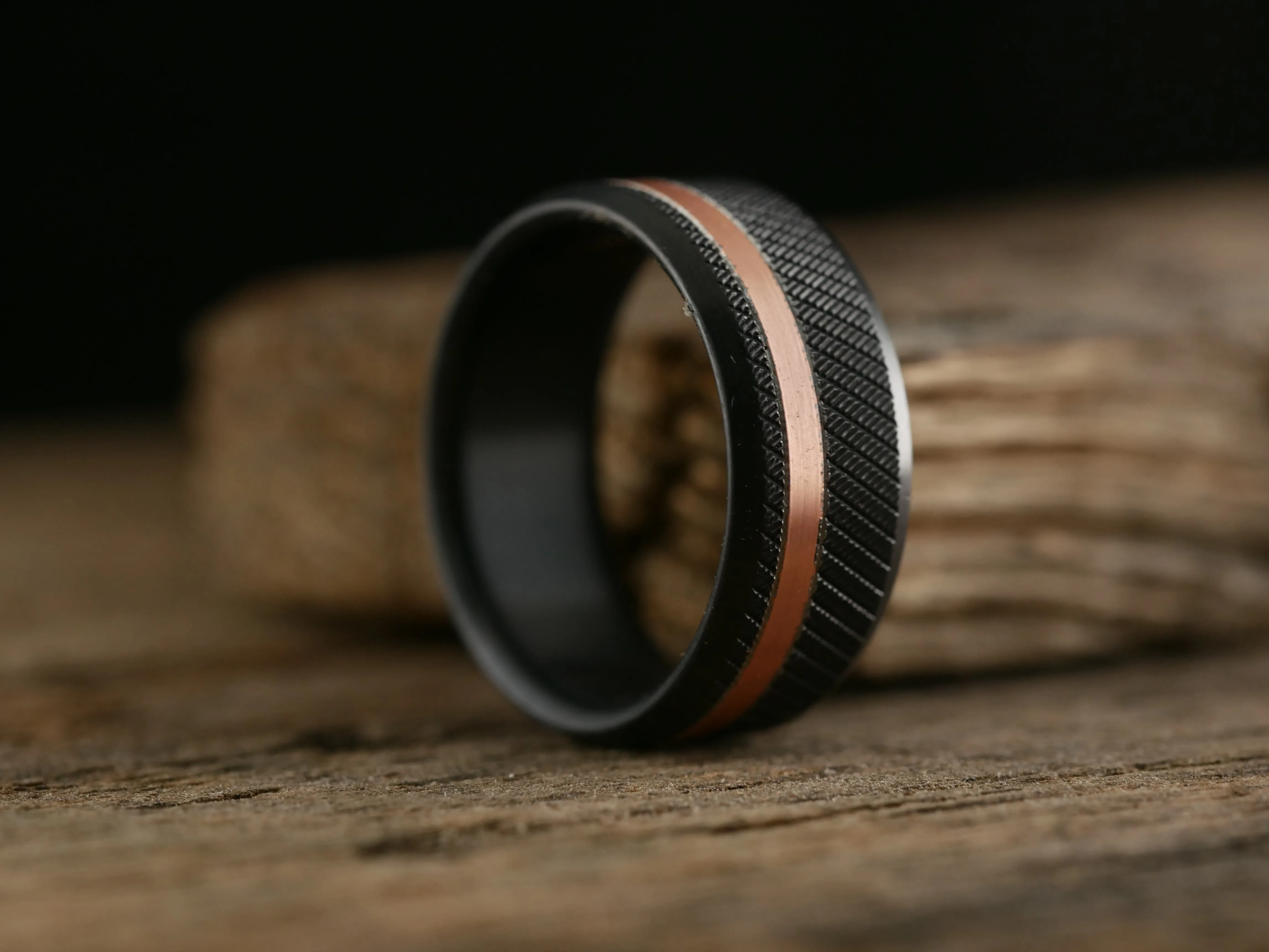 Titan (Black)