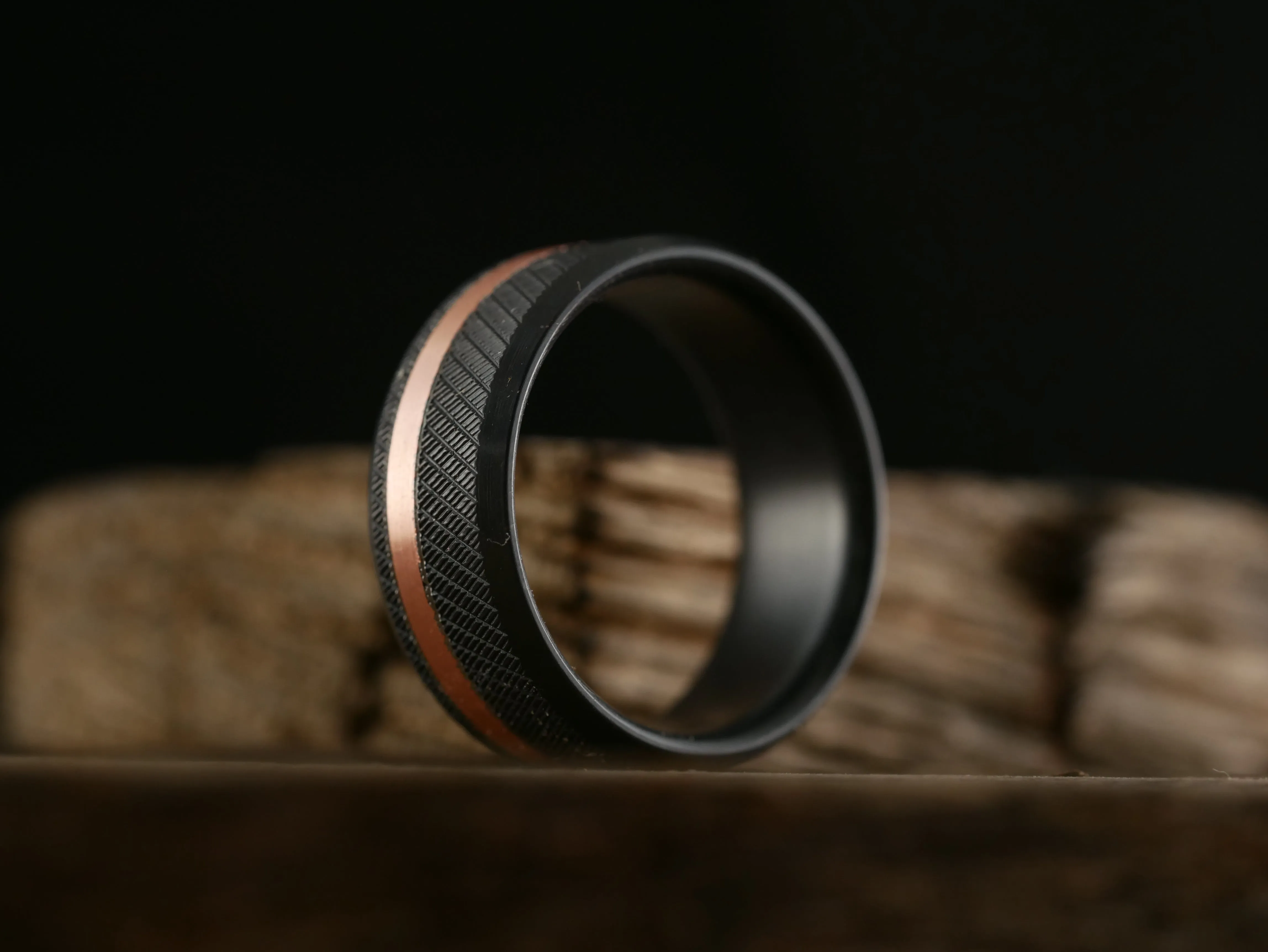 Titan (Black)