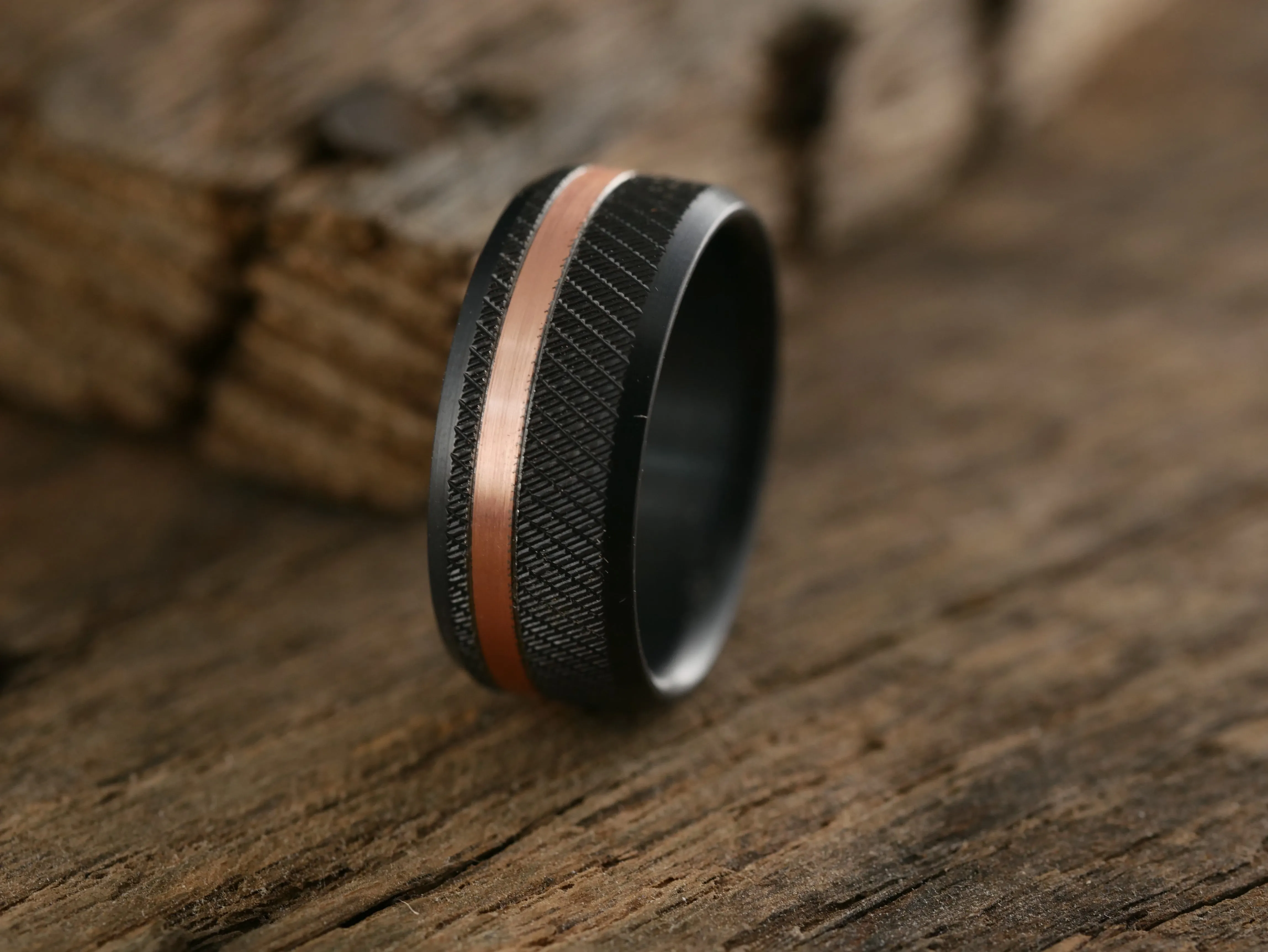 Titan (Black)